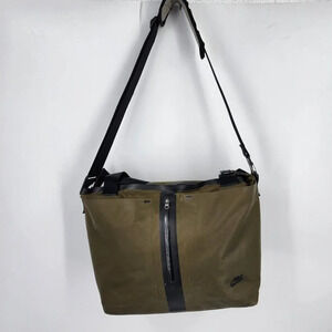Nike Tech Bonded Tote Waxed Olive Sequoia Black BA5261-355 Messenger Bag
